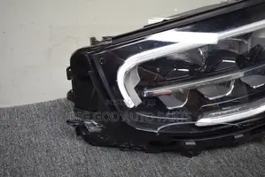 Mercedes Benz Glc300 Left Side Headlight Oem 2020 2022