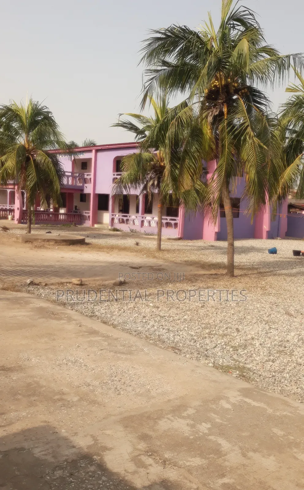 Commercial 18 Bedrooms House for Rent at Awoshie