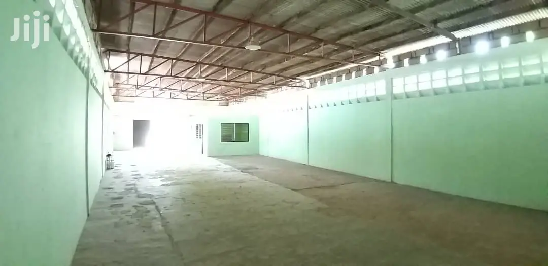 450 SQM WAREHOUSE at Adenta 4 Rent