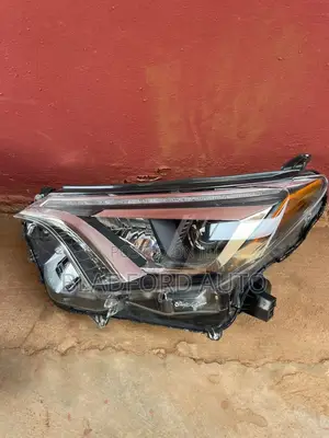 Rav 4 2016 Headlight LED Pair