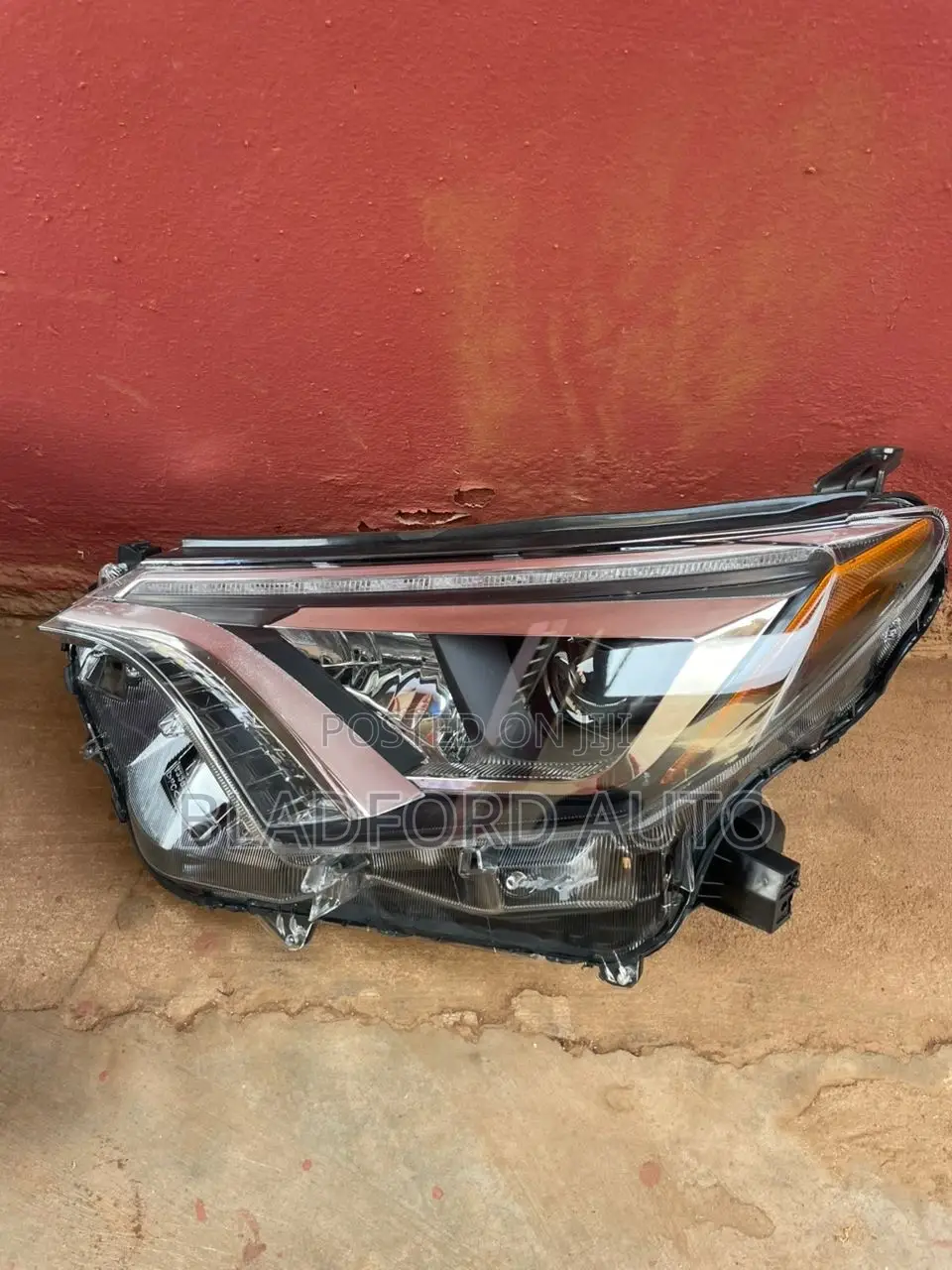 Rav 4 2016 Headlight LED Pair