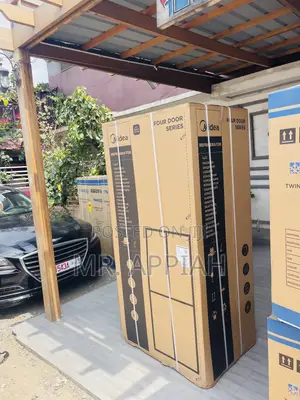 Lovely Design Midea MDRF632FGN46D 474L Side by Side Fridge.