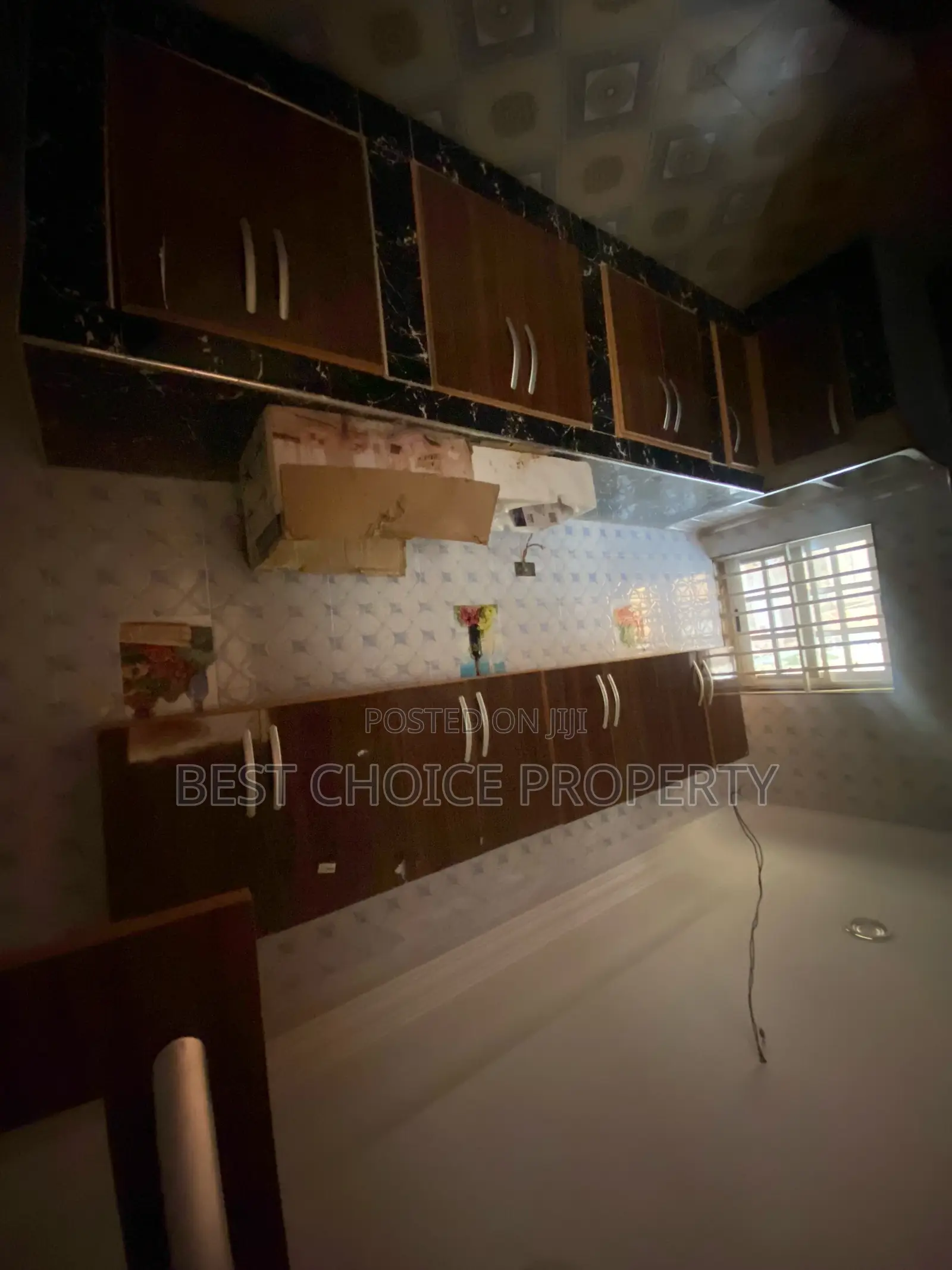 2bdrm Apartment in Commandos, Adenta for rent