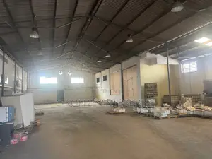 1000 SQM Warehiuse at Achimota for Rent