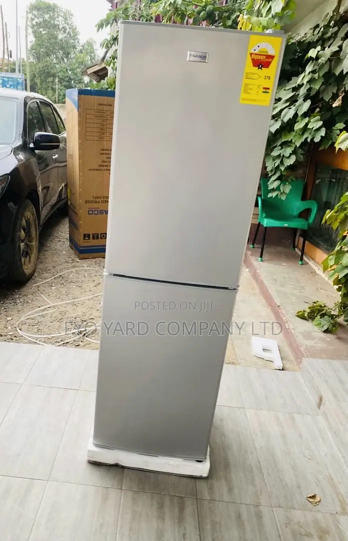 Energy Efficient Nasco 196liters Down Freezer Door