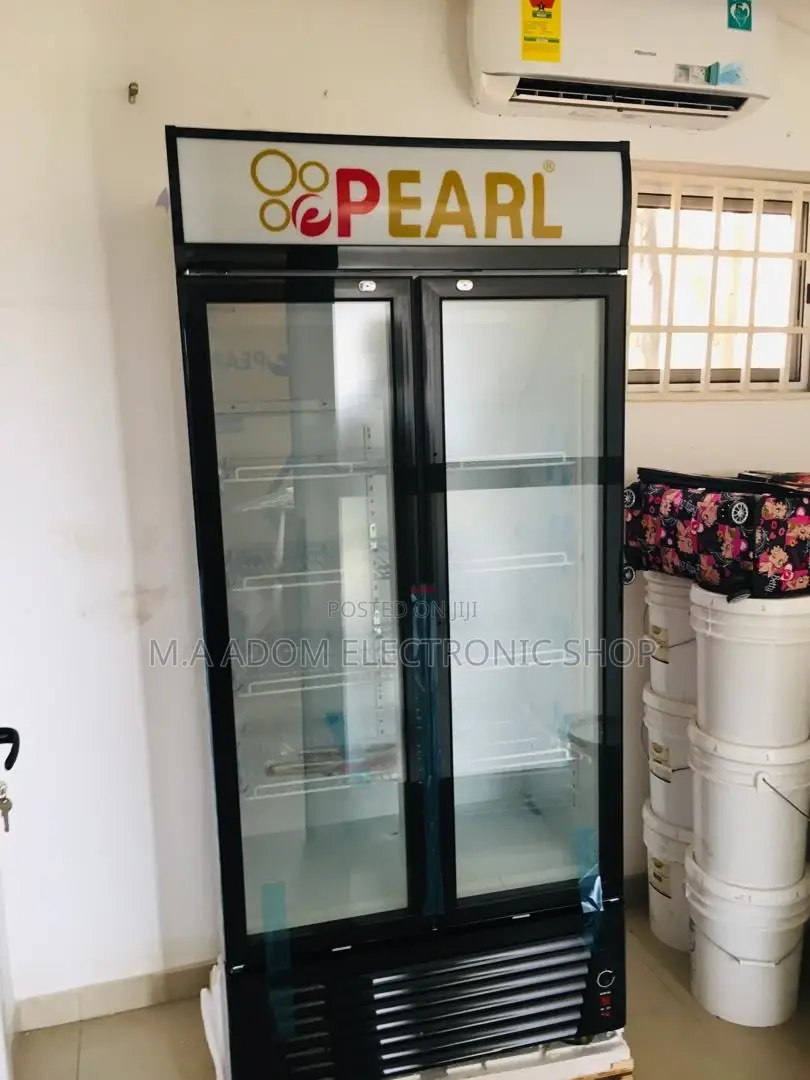 Showcase Your Culinary Creations: Pearl 568L Display Fridge