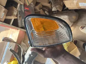 Tacoma 98-00 Parking Original DEPO