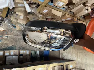 L200 19 Driving Mirror With Light
