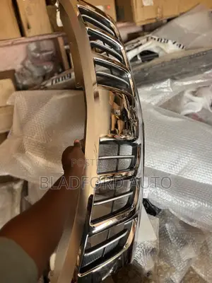 L200 2016 Front Shells