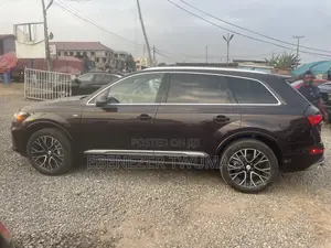 Audi Q7 Prestige 2020 Burgundy