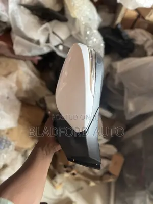 Elantra 11-16 Mirror With Light Pair