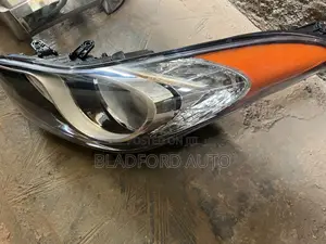 Elantra 2011-2013 Headlight Pair