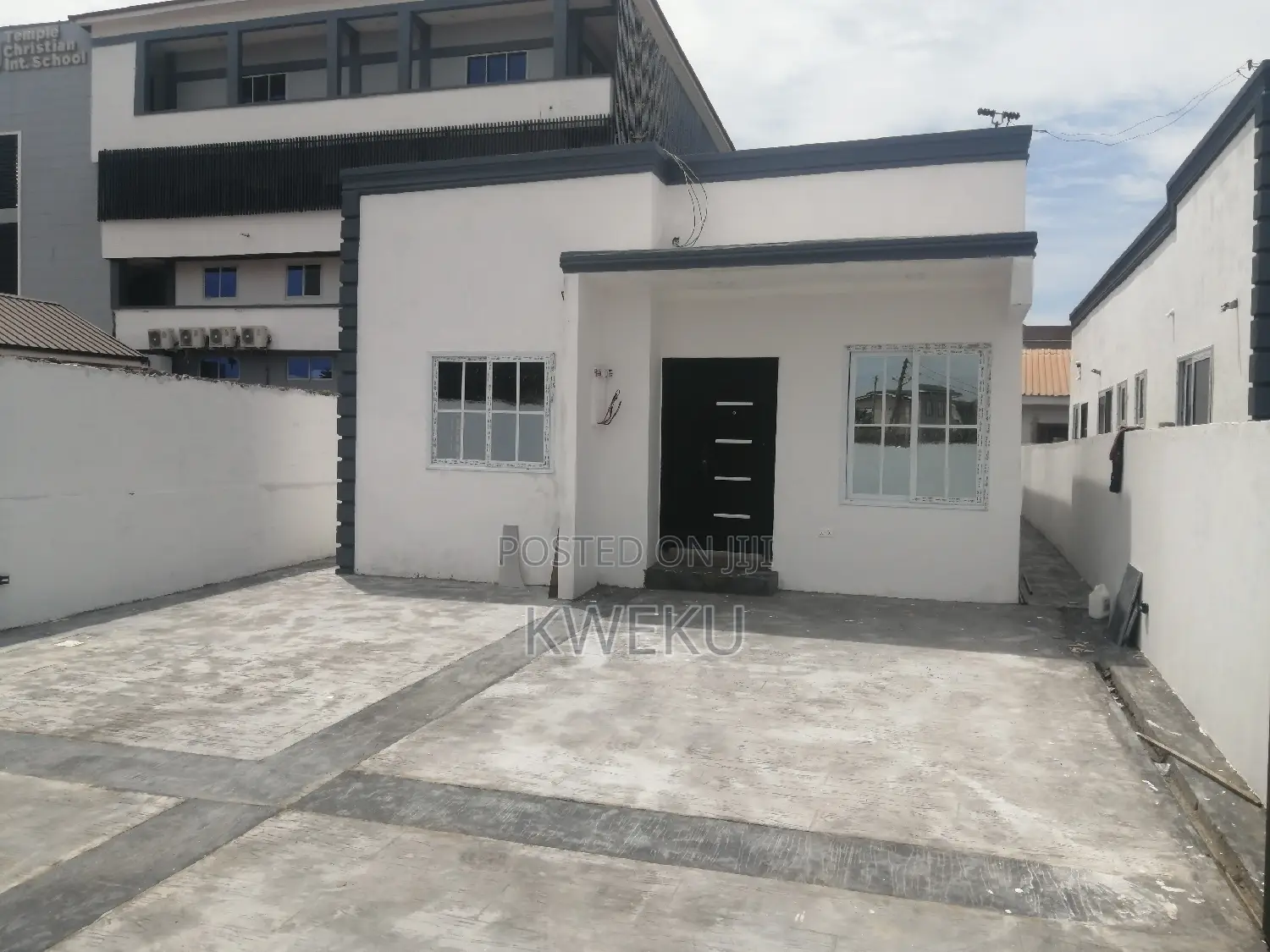 3bdrm House in Seedovproperties, Spintex for sale