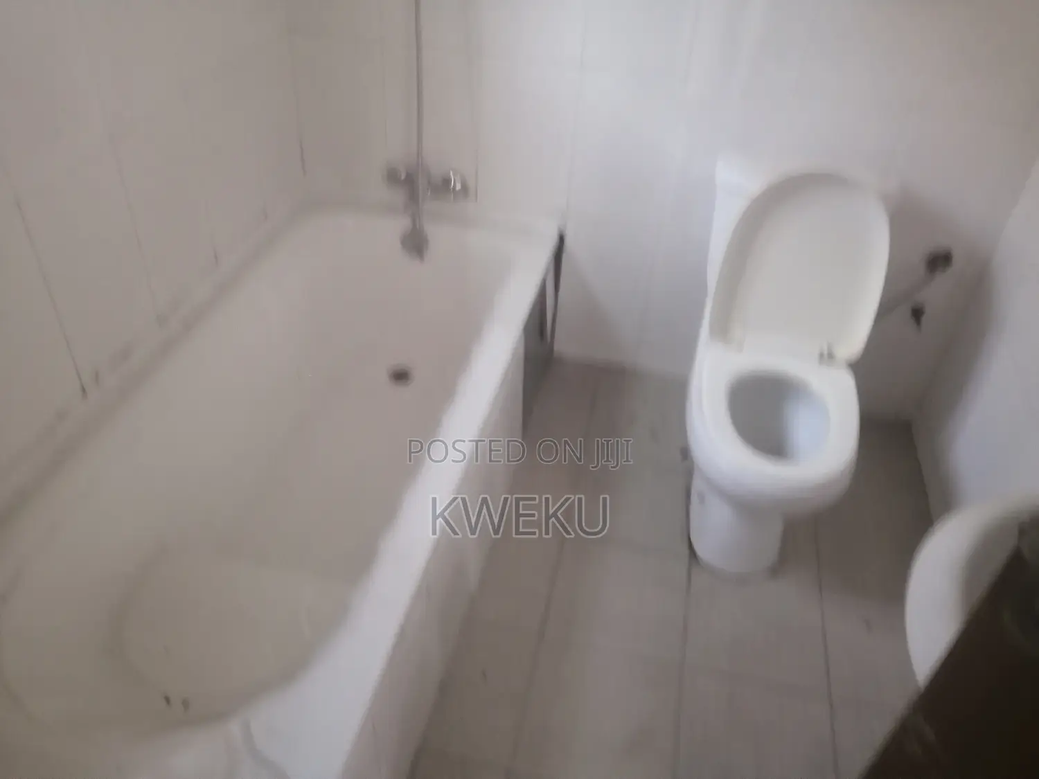 3bdrm House in Seedovproperties, Baatsona Total for rent
