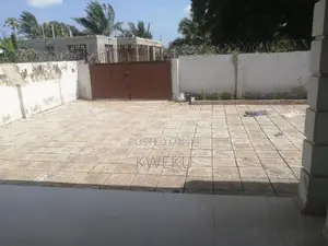 3bdrm House in Seedovproperties, Baatsona Total for rent