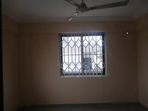 1bdrm House in Estate Agency, Baatsona Total for rent