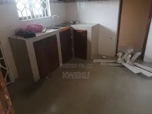 1bdrm House in Estate Agency, Baatsona Total for rent