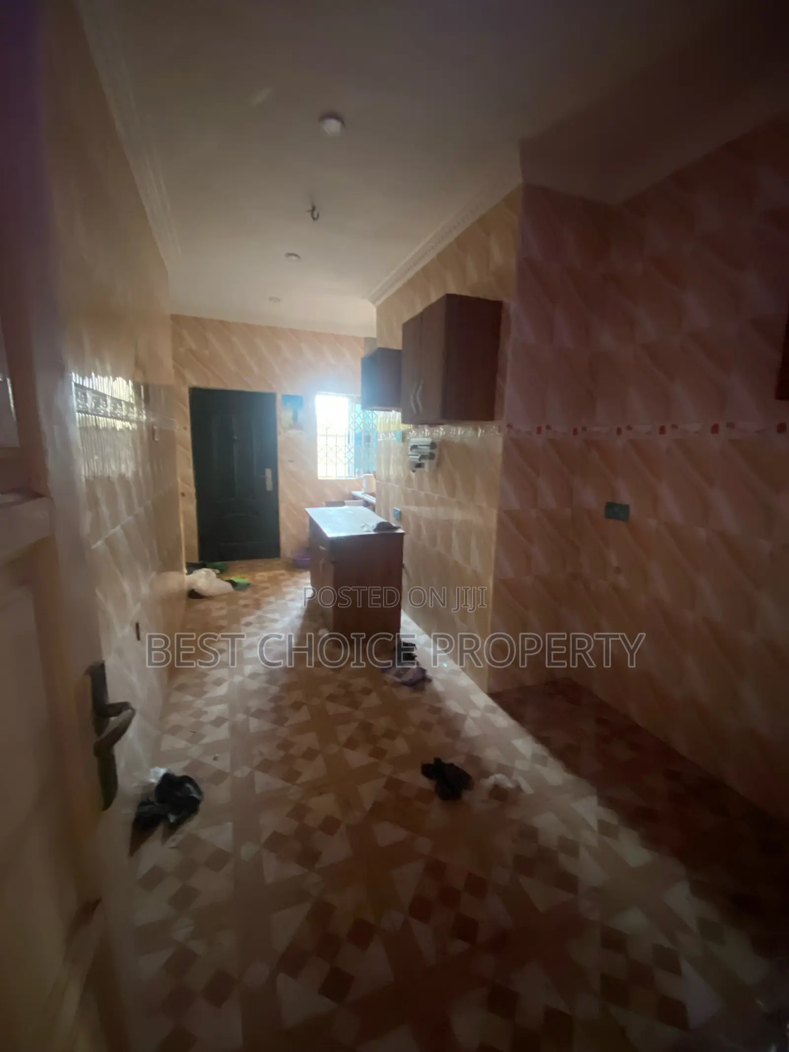 3bdrm Apartment in Housing Down, Adenta for rent