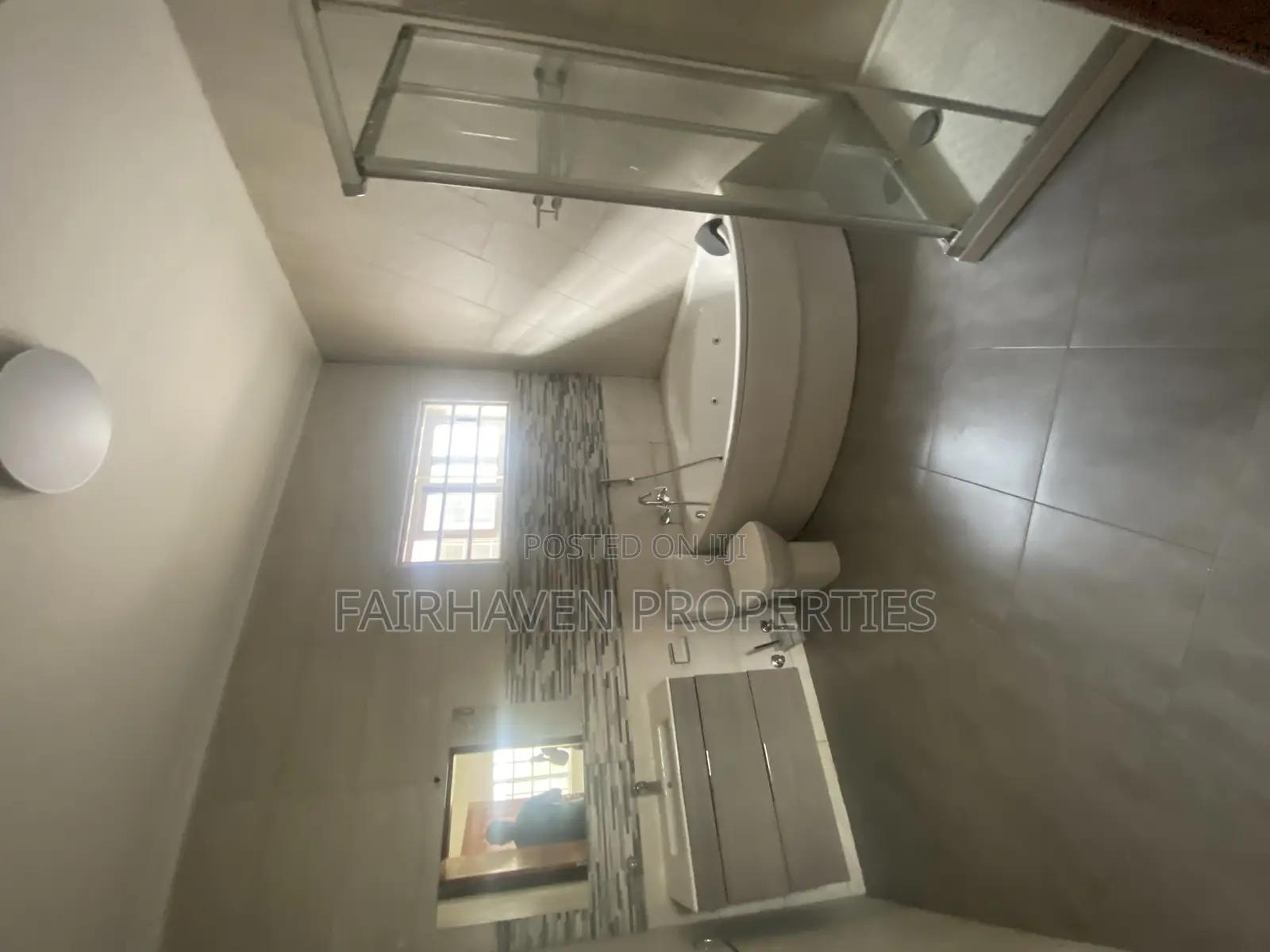 3bdrm House in East Airport for rent