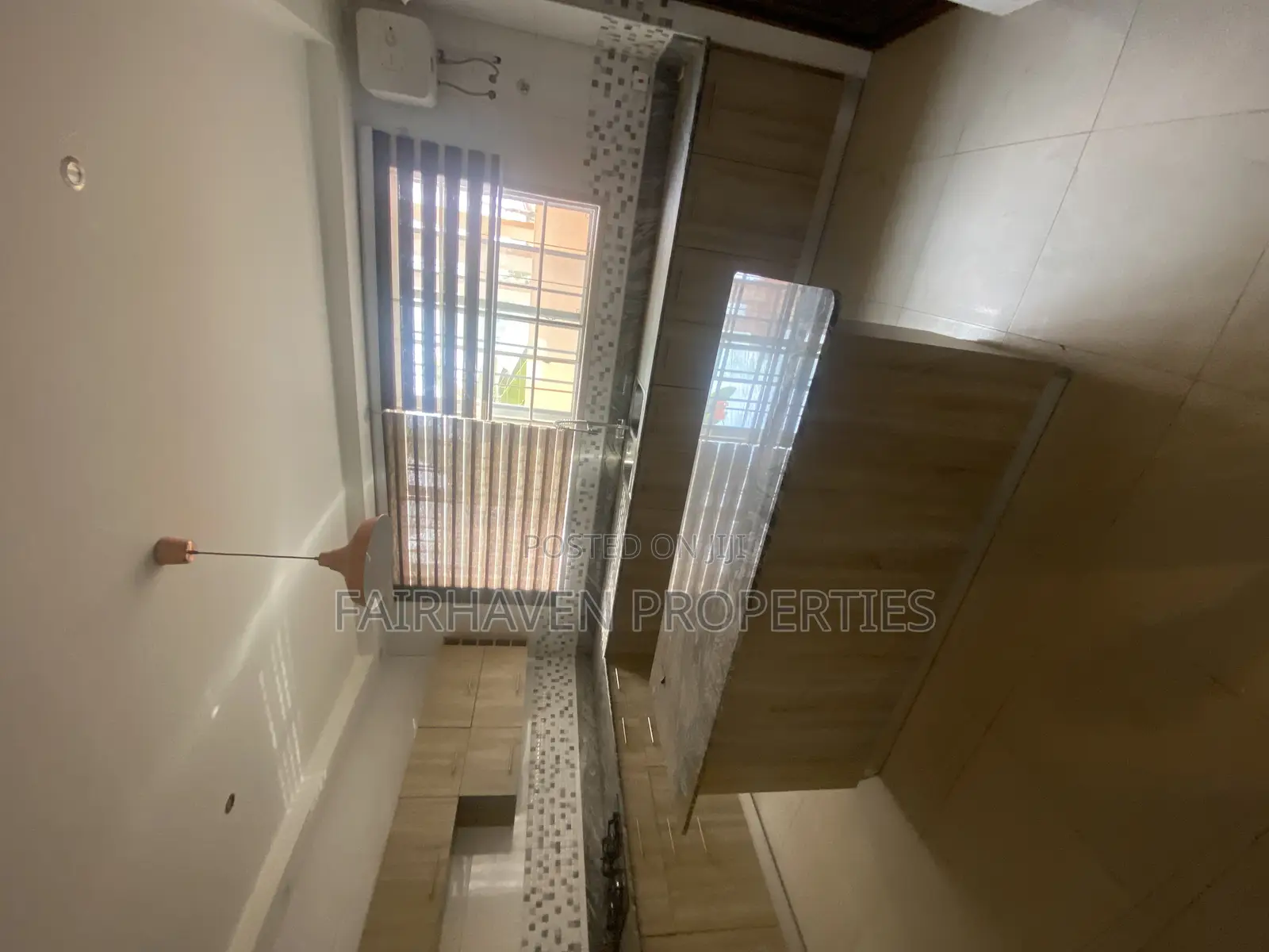 3bdrm House in East Airport for rent