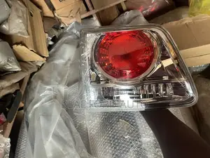 Fortuner 2011 Back Up Lamp Pair