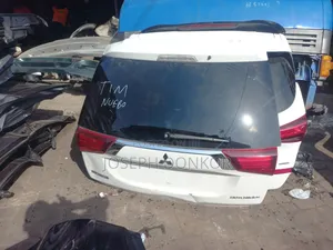 Mitsubishi Outlander Boot 2016,2017,2018,2019,2020