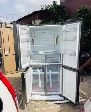 Super Chilling Midea MDRF632FGN46D Side by Side Fridge.