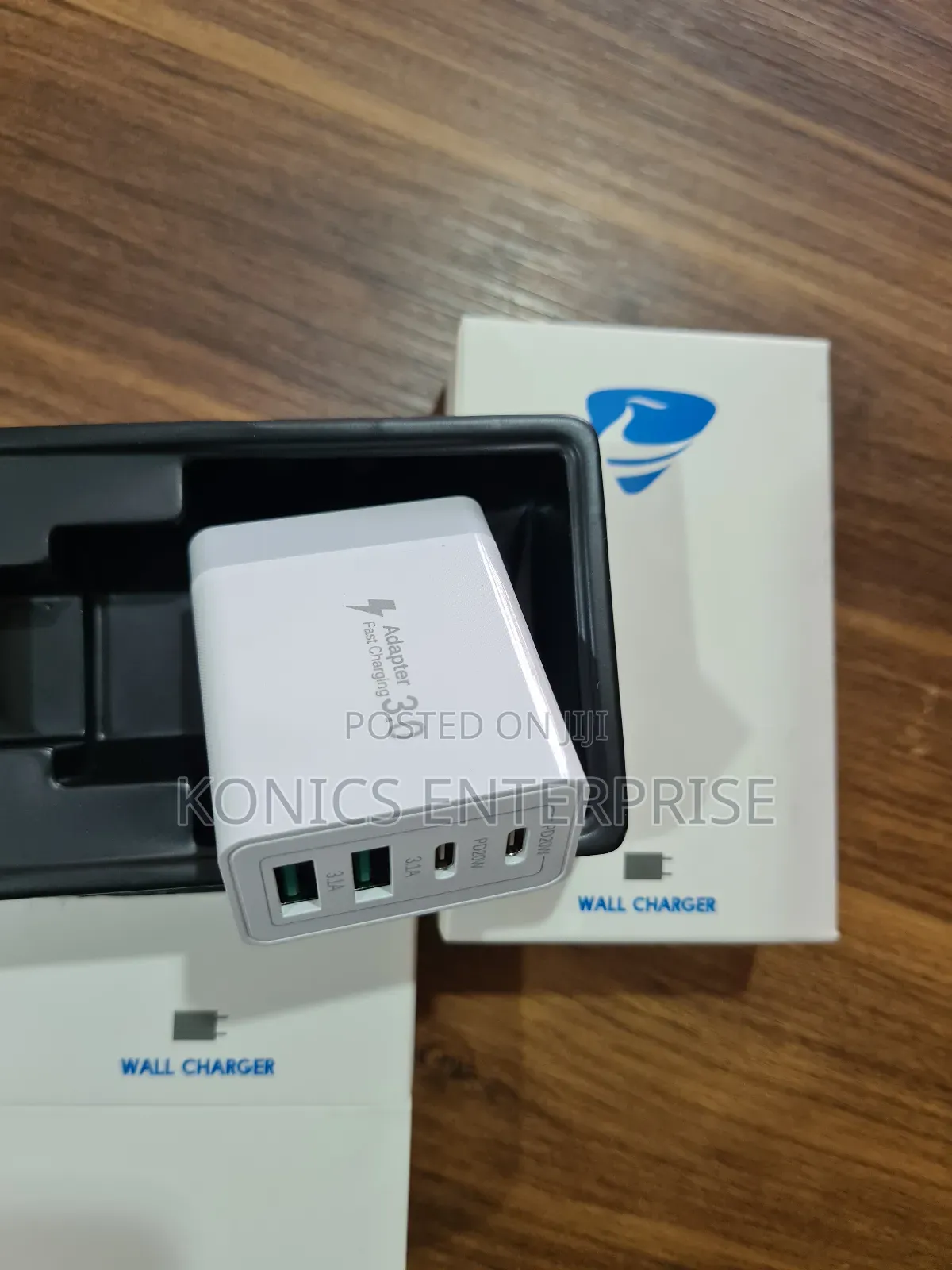 Usb and Type C Charger Block