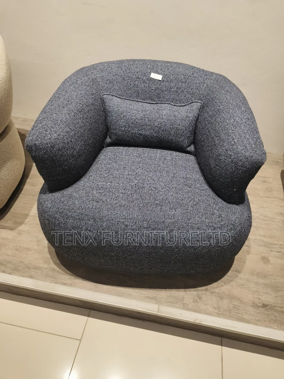 Swivel Chair ( Fabric In)