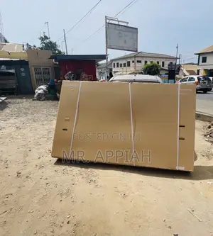 Sealed in Box Samsung 98DU9000 98” HDR Smart Led Tv.