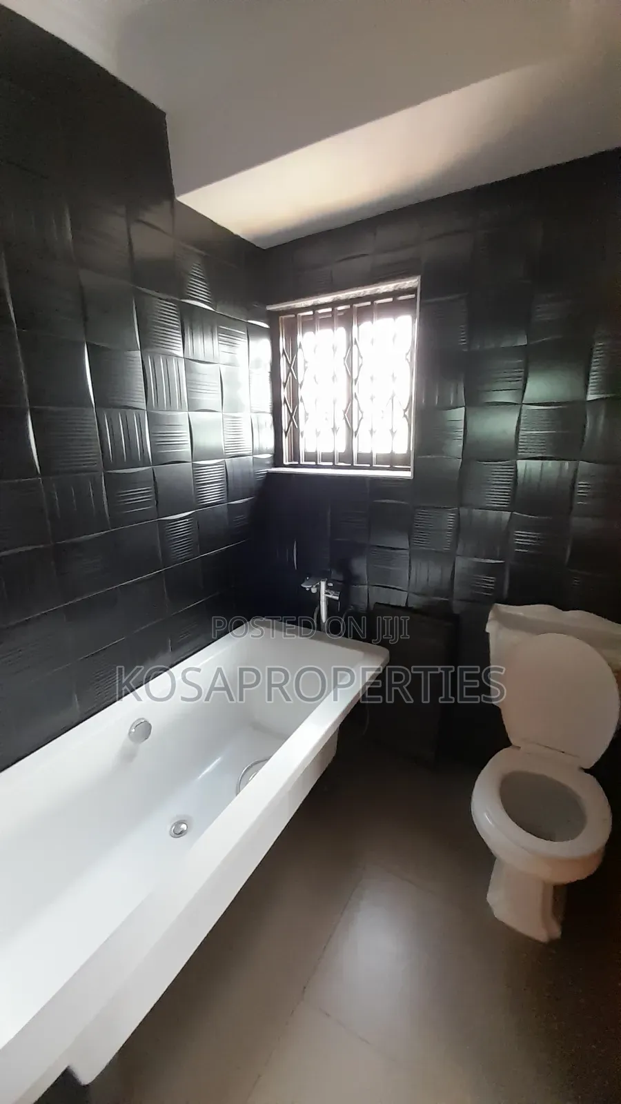 2bdrm Apartment in Catapillar, Adjiriganor for rent
