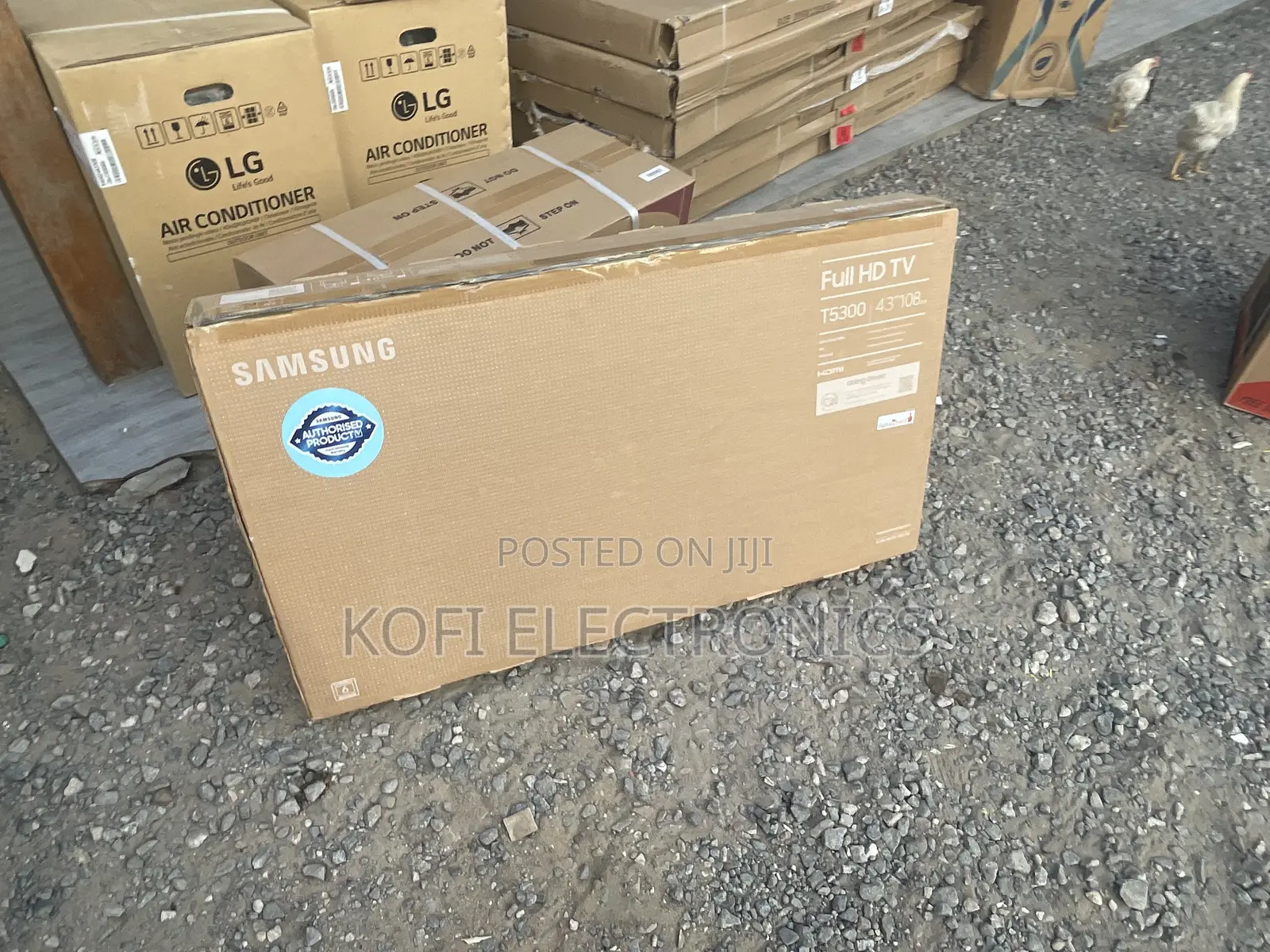 Netflix New Samsung 32′′ HD Digital Satellite LED TV