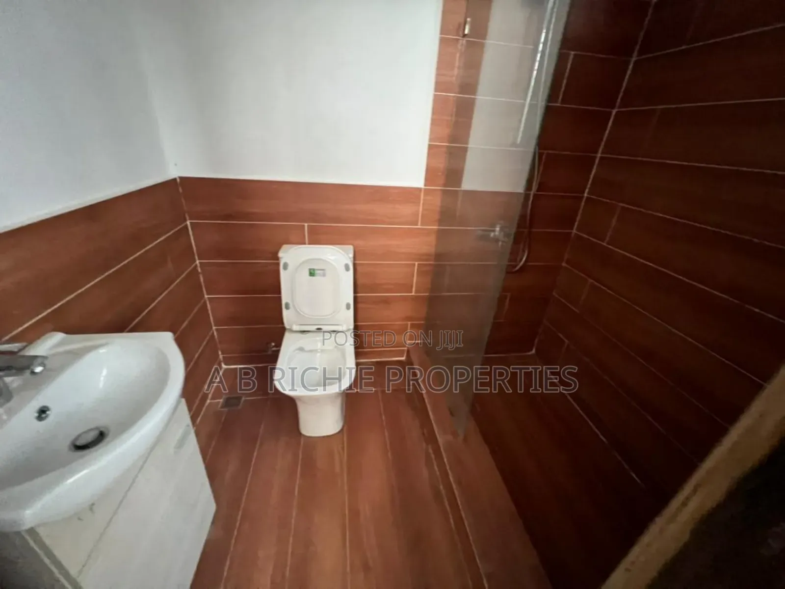4bdrm House in Ab Richie Properties, Oyarifa for rent