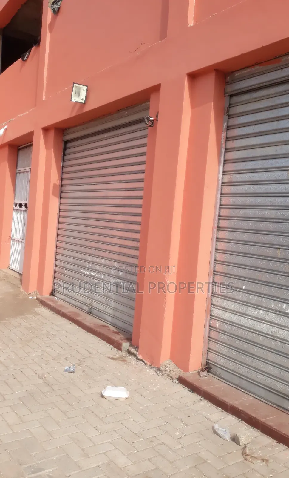 Double Shop for Rent at Anyaa