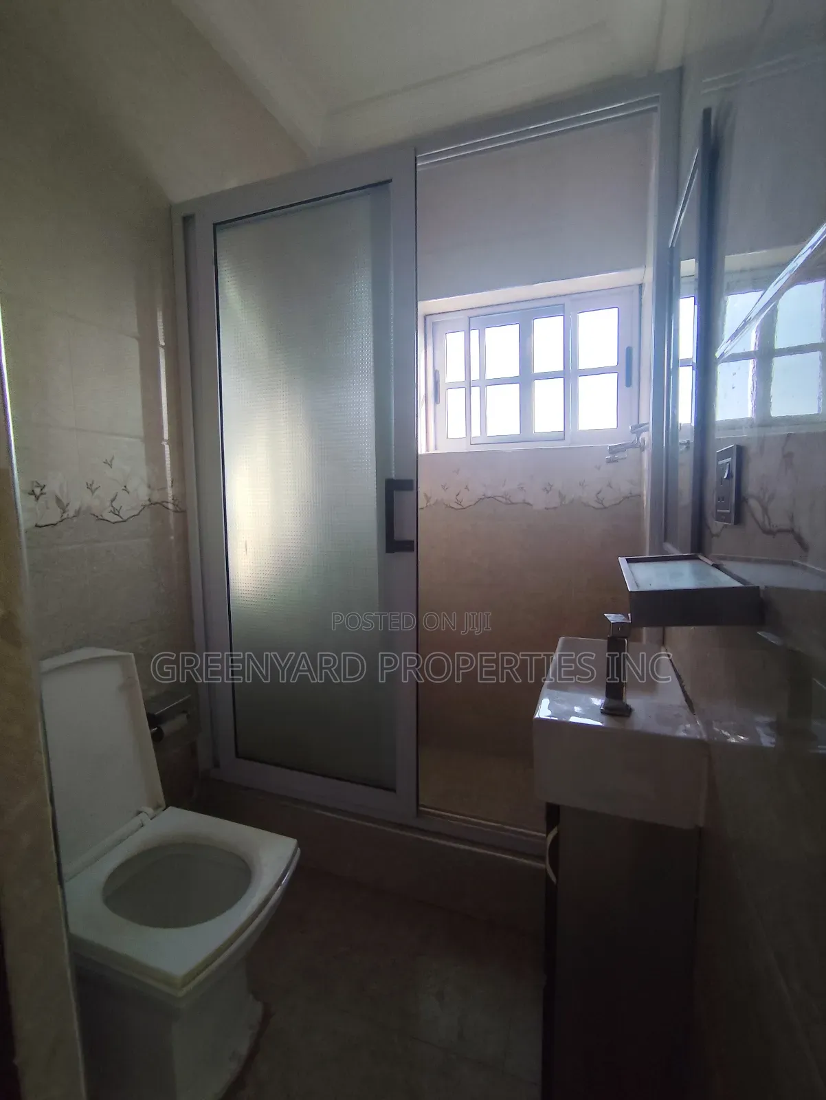 1bdrm Apartment in East Legon for rent