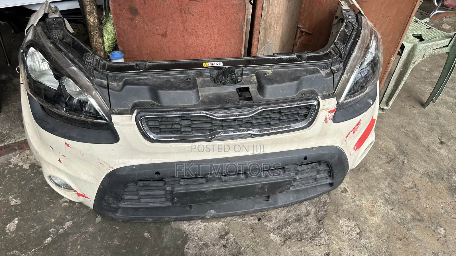 Kia Soul Front Cut