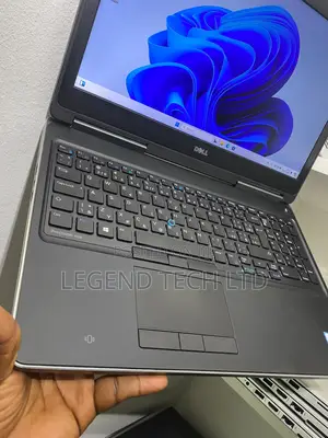 Laptop Dell Precision 15 7520 16GB Intel Xeon SSD 1T