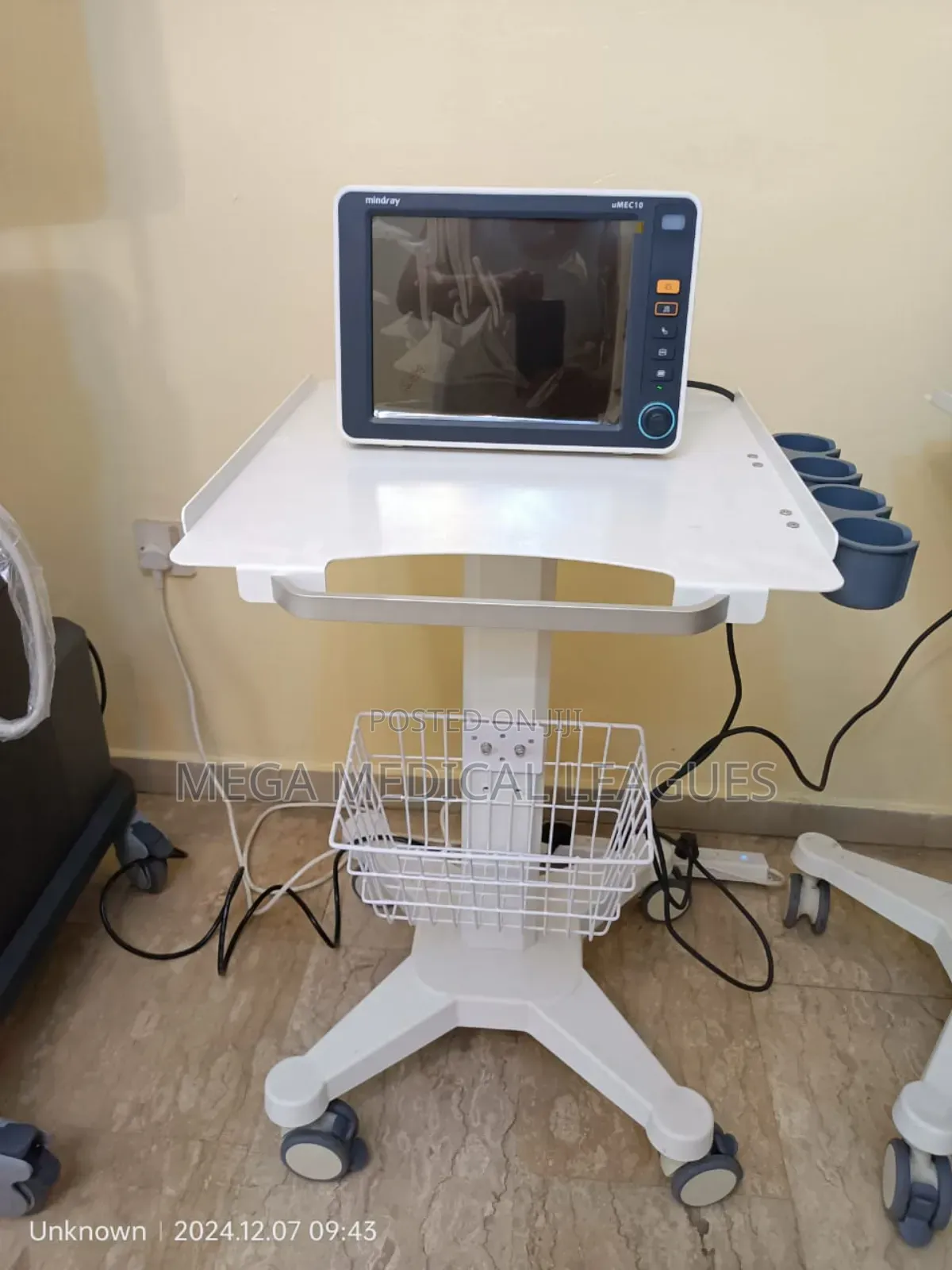 Mindray UMEC10/12 Patient Monitor