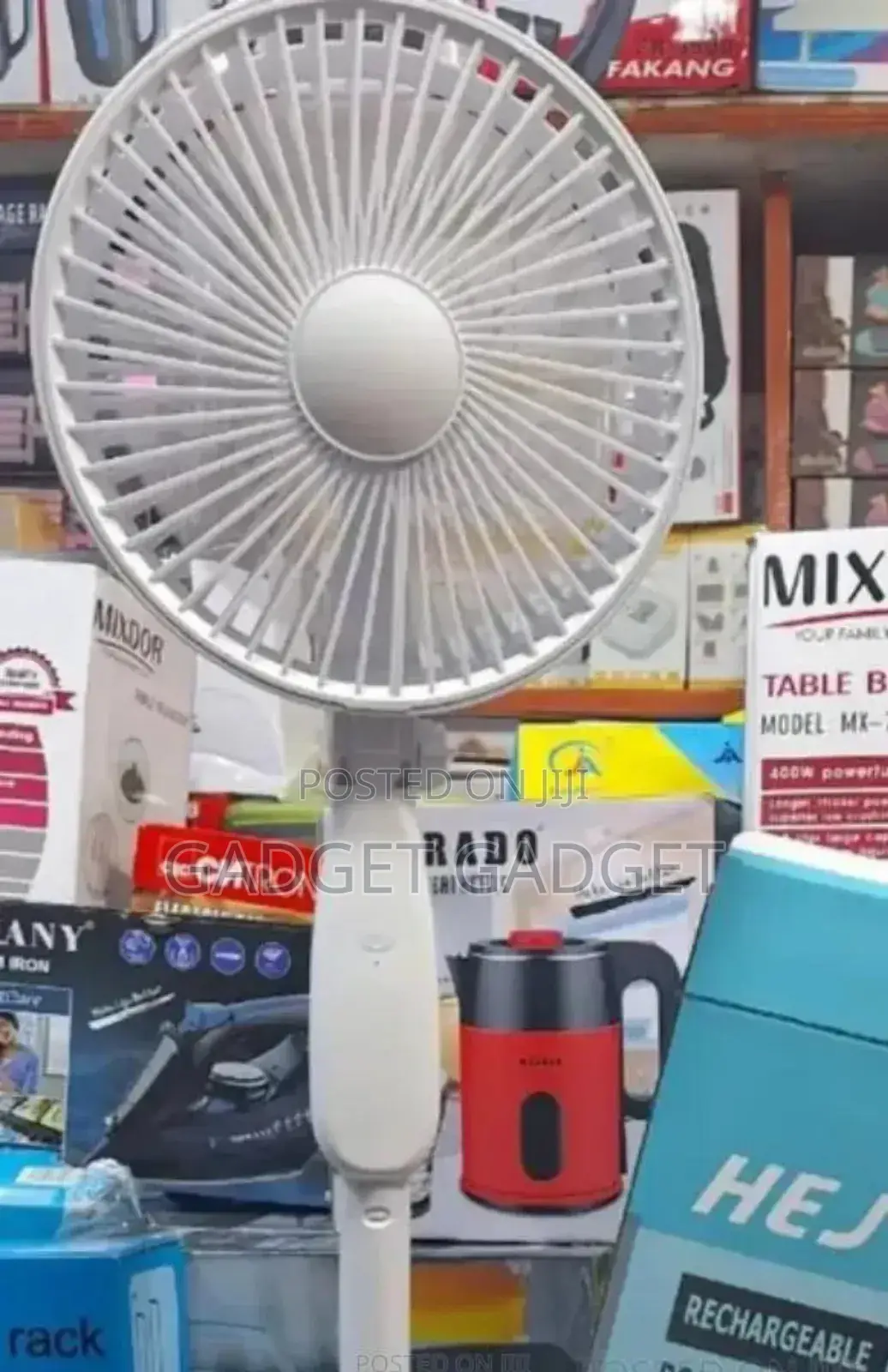 10 Inches Auto Rotating Rechargeable Fan