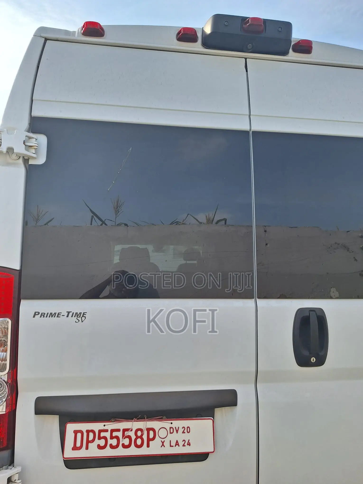 Dodge B3500 2015 White