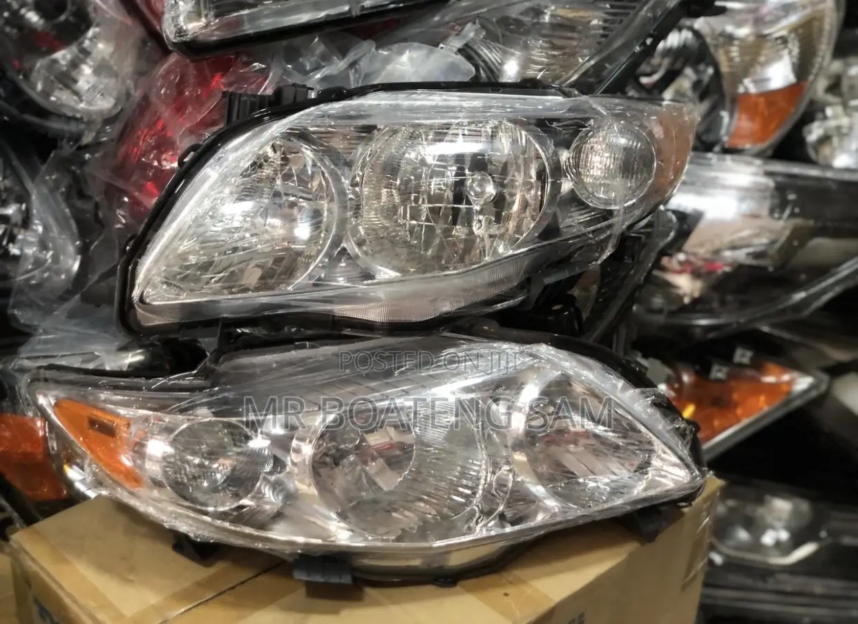 Toyota Corolla 2012 Headlight
