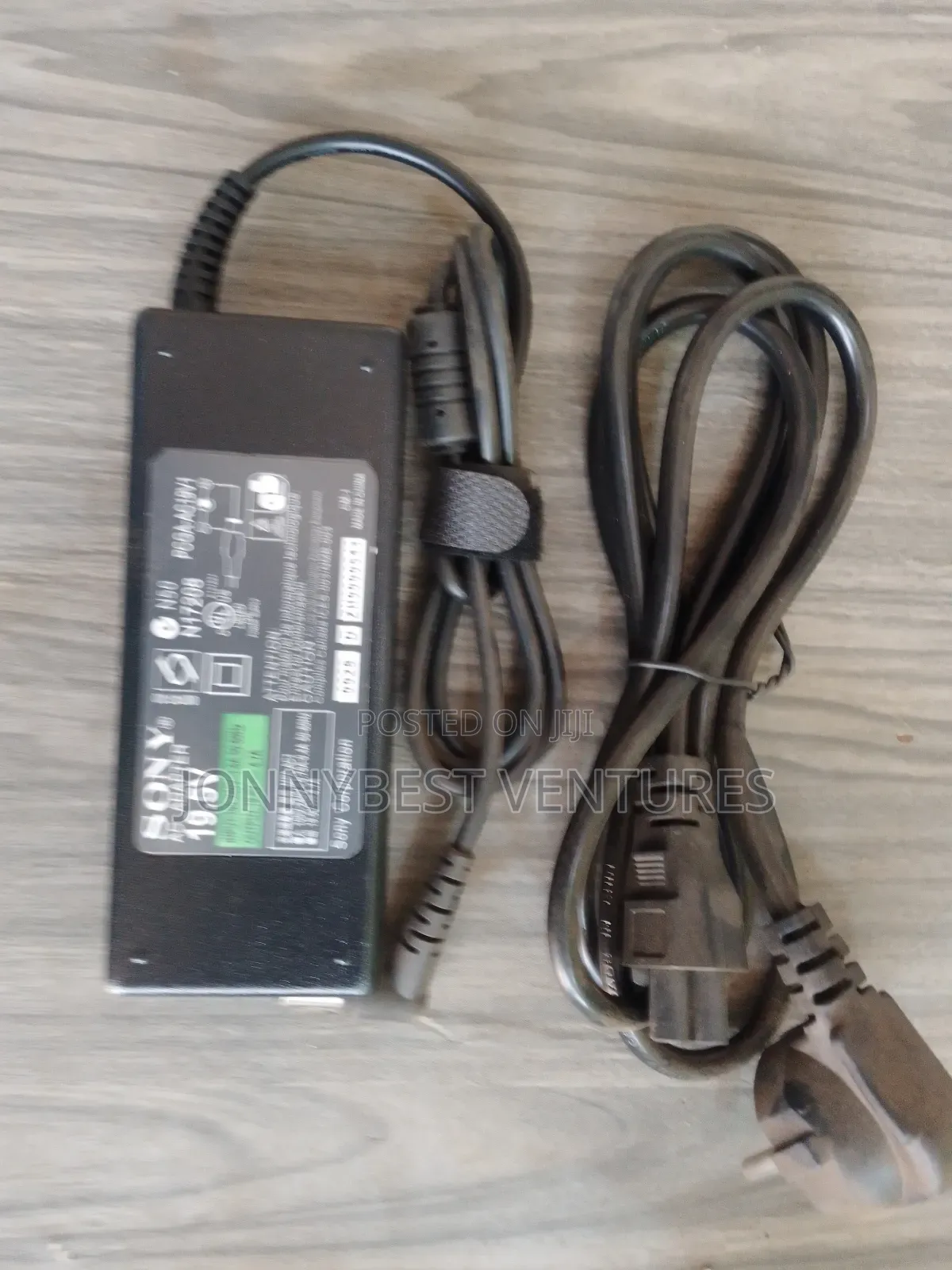 Sony 19.5 v Power Adapter Sony 19.5 Votes Charger