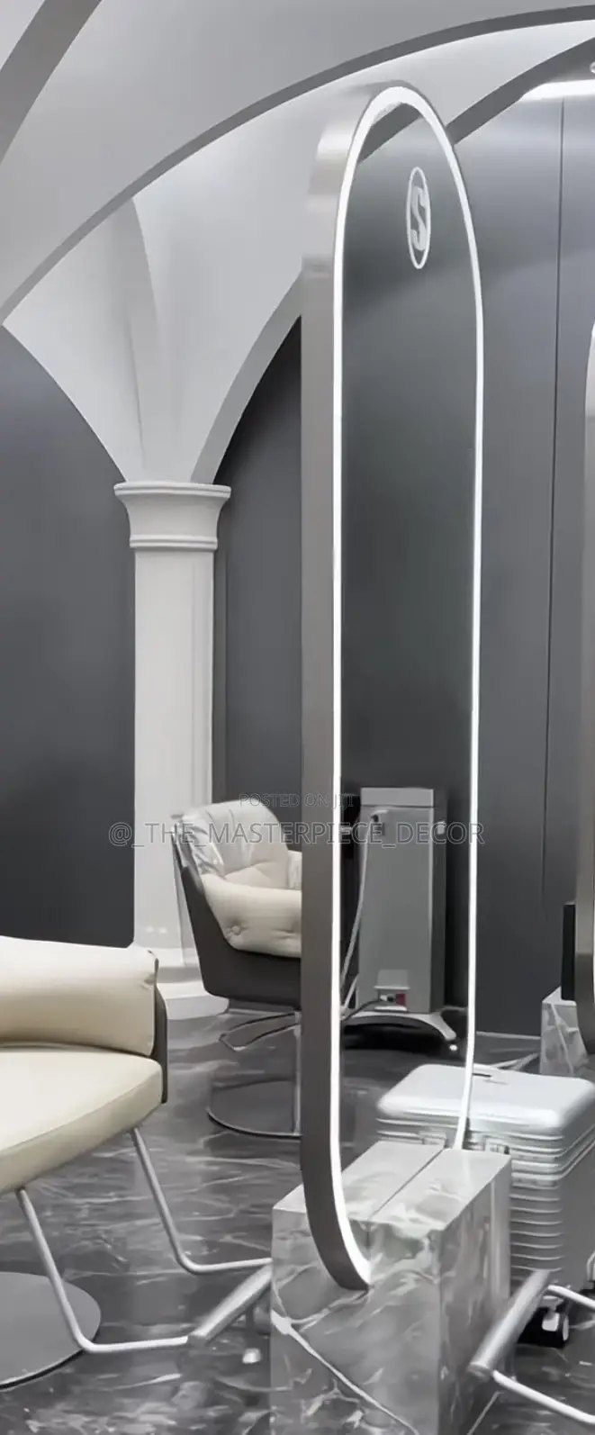 Imported Full Body Led Mirror or Mirror With Light in Accra