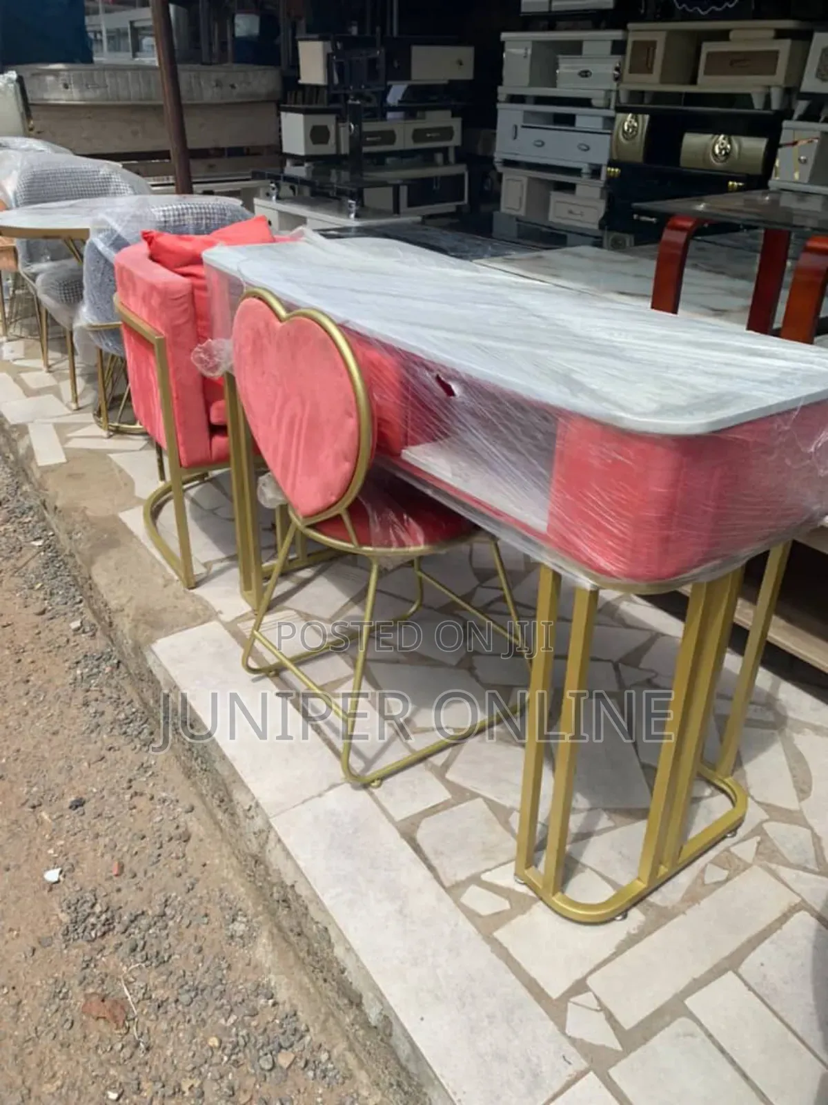 Manicure Table Vi ( Nails Chairs)