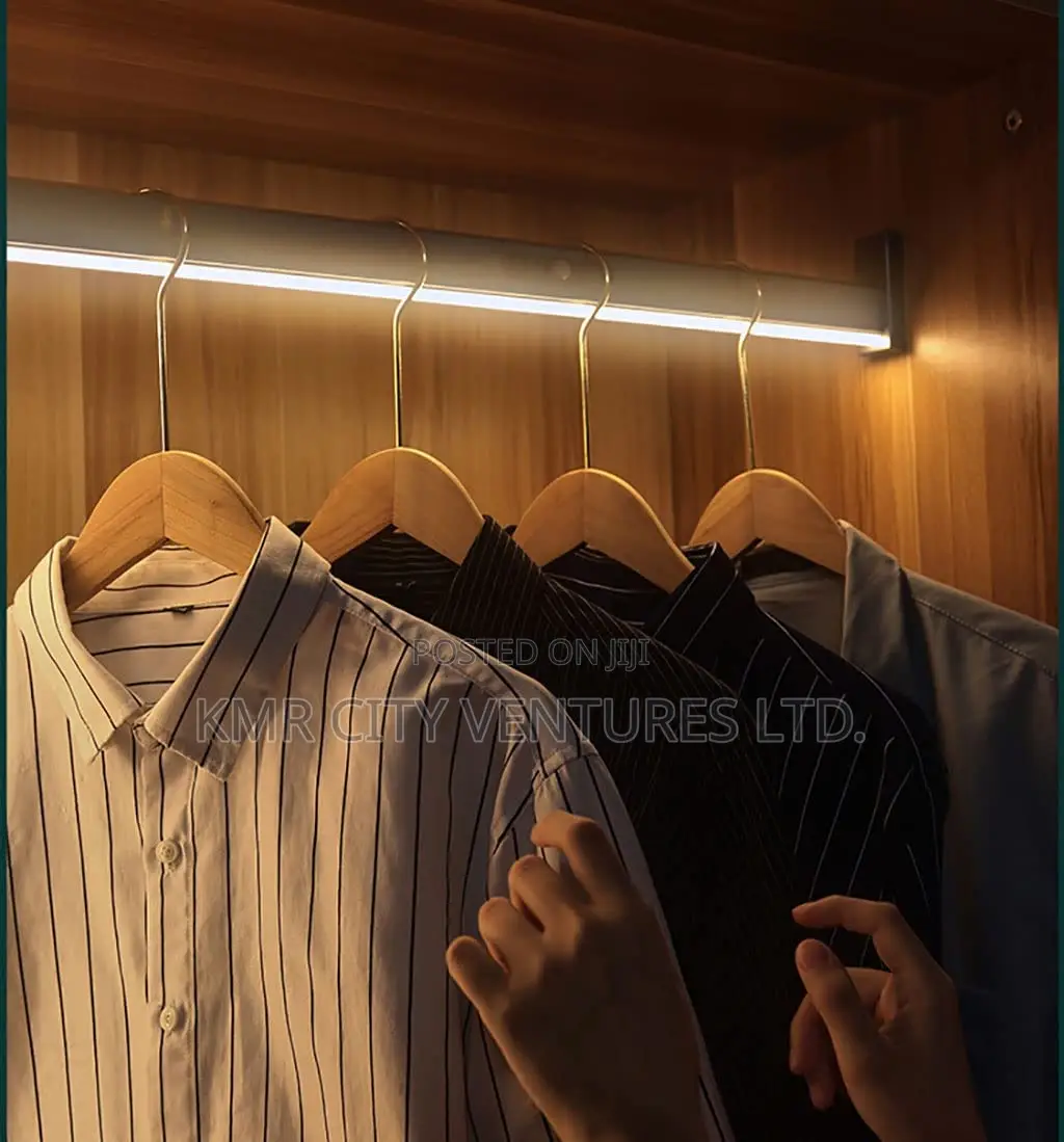 LED Wardrobe Bar(Battery Operated)