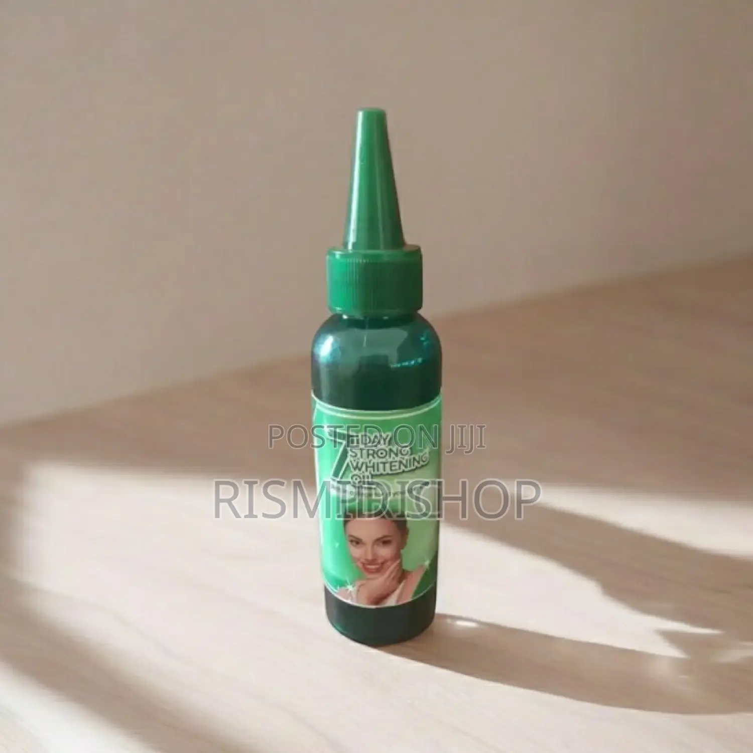 7 Days Strong Whitening Oil (100ml)