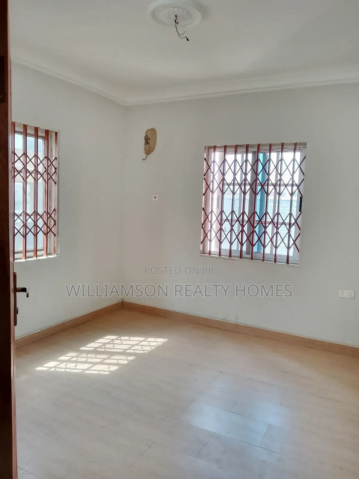 3bdrm Apartment in M.F Estate Area, for rent