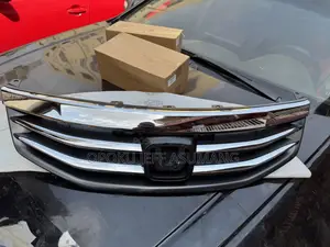 Accord 2011-2012 Top Grille