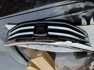Accord 2011-2012 Top Grille