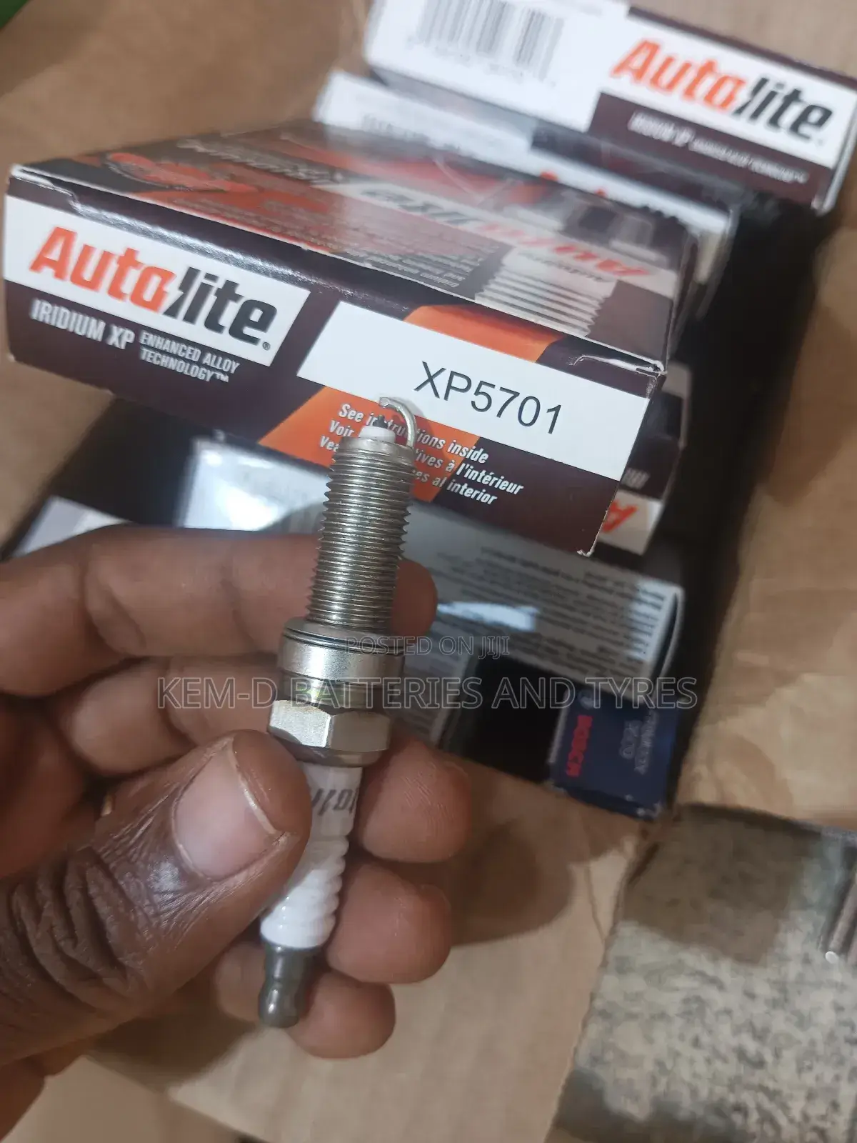 Xp5701 Autolite Spark Spark Plugs + Free Fixing ( From Us )